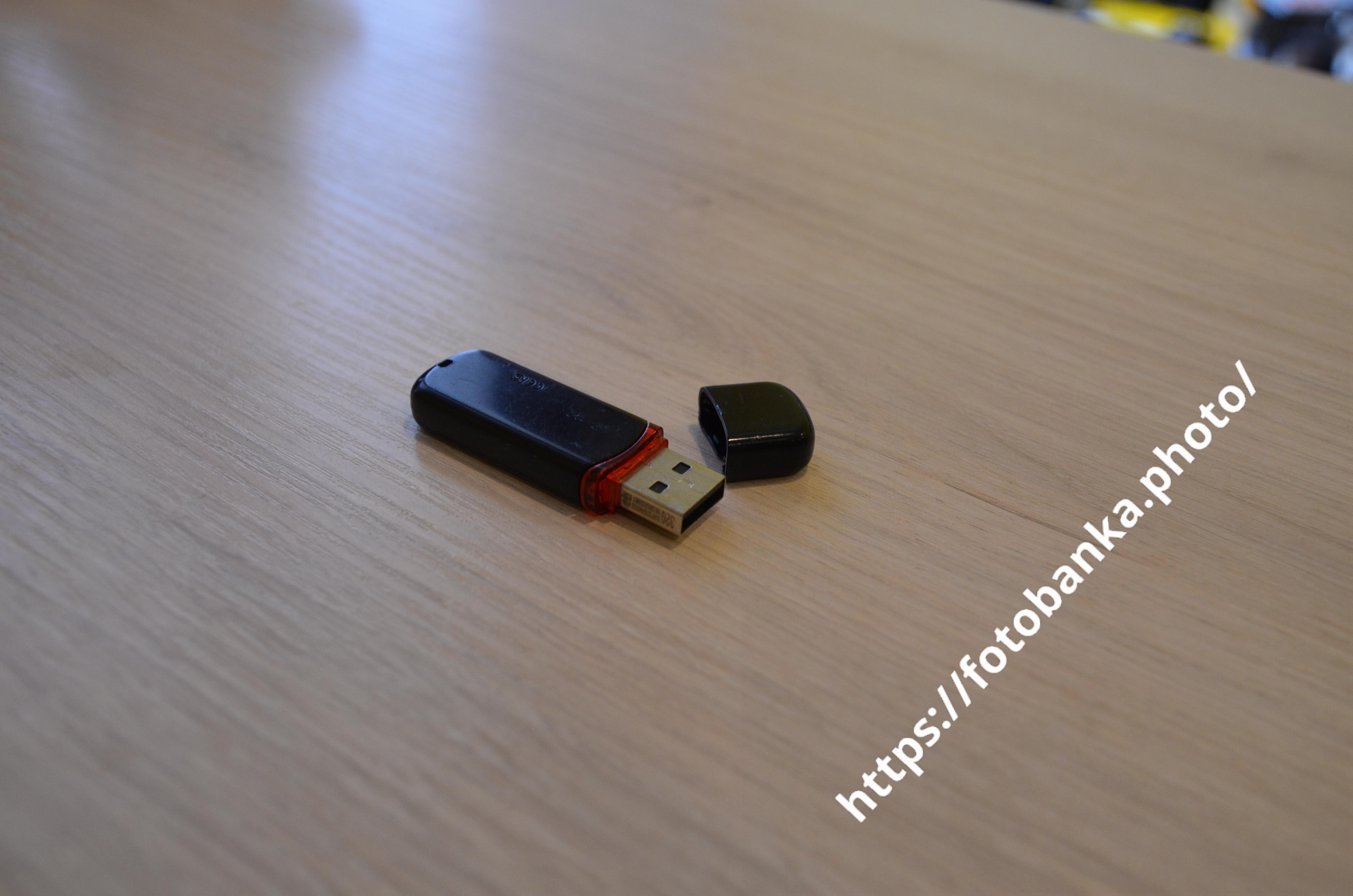 Flash drive