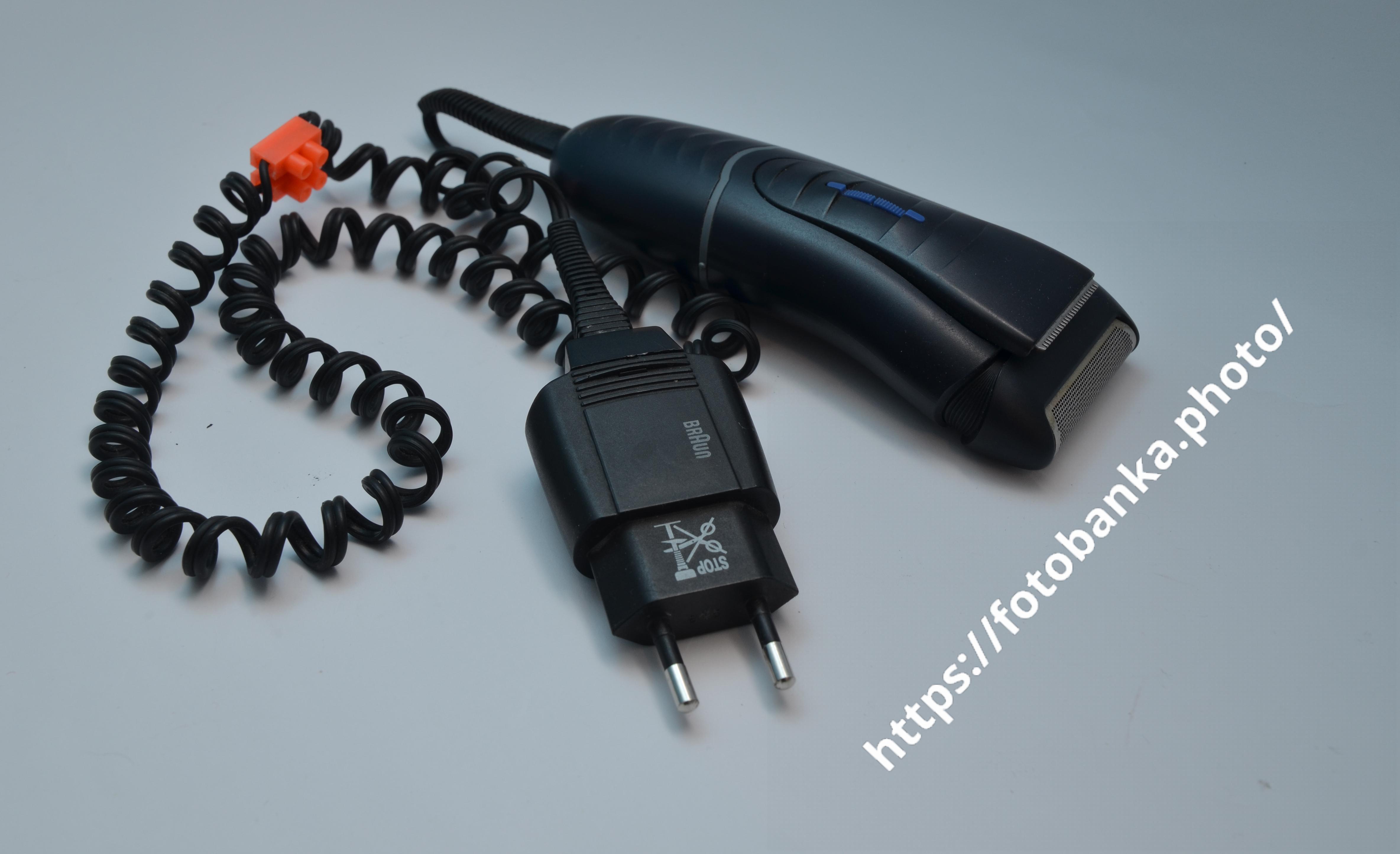 Electric shaver
