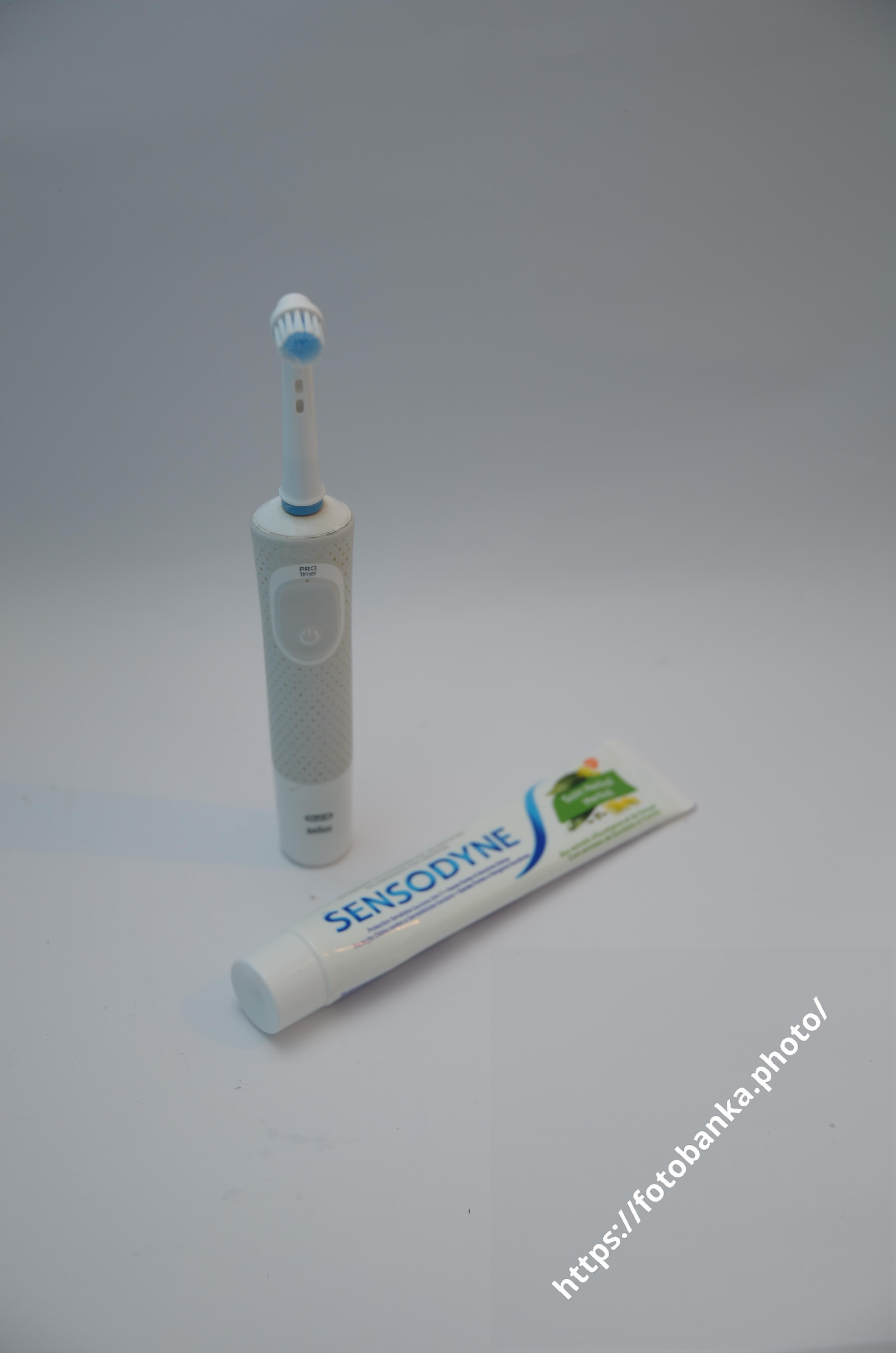 ブラシとペースト